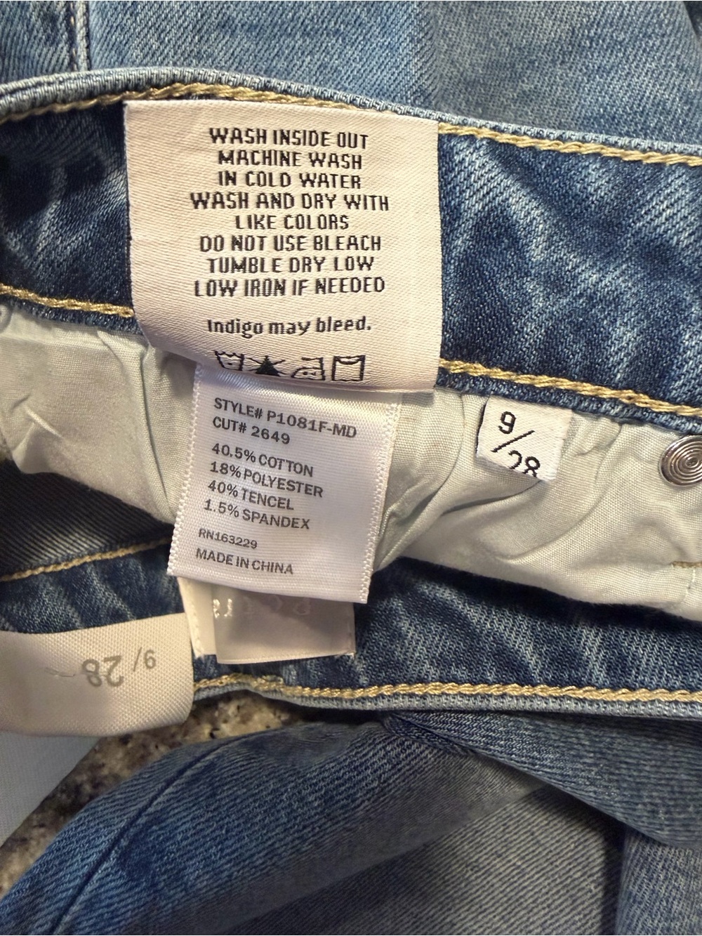 Petra Flare Jeans Size 9/28 Blue Medium Wash Full Length Fading Throughout NWT - Picture 11 of 14